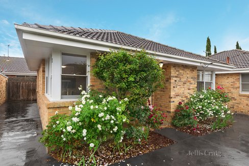 3/52 Coorigil Road Carnegie 3163