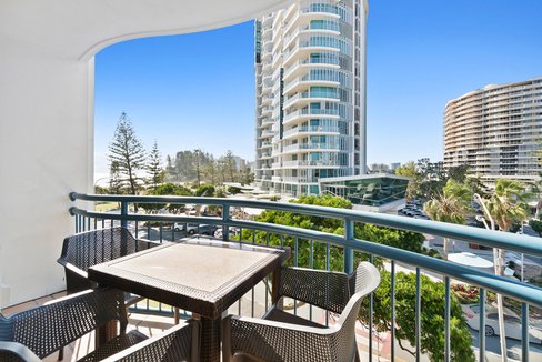 352/99 Griffith Street, COOLANGATTA