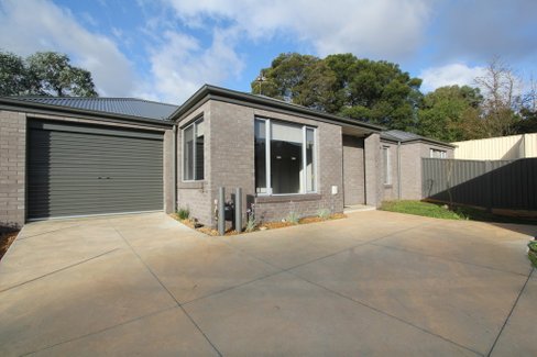 3/55 Clunes Road, CRESWICK VIC 3363