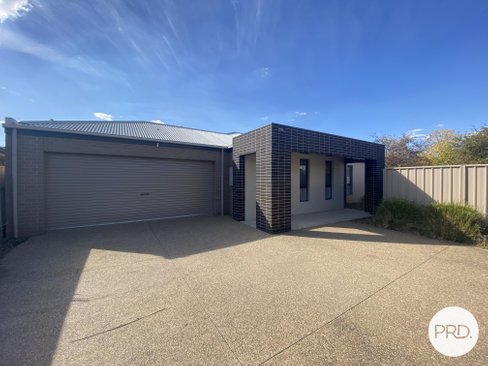 3/562 Buchhorn Street, LAVINGTON NSW 2641