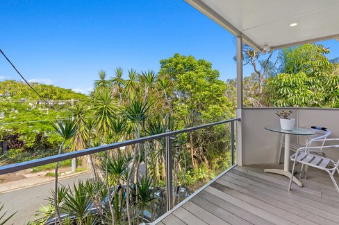 35A Brakes Crescent, Miami QLD 4220