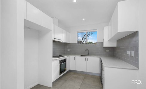 35A Gregory Ave, Oxley Park NSW 2760
