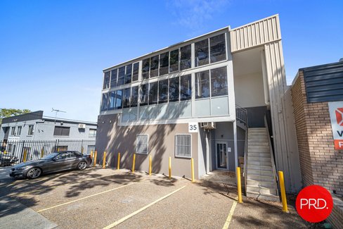 35C Planthurst Street, CARLTON