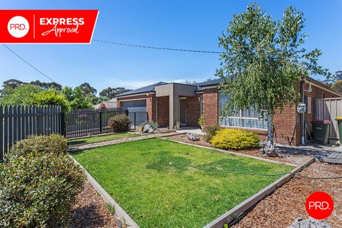 36 Carol Street, CASTLEMAINE VIC 3450