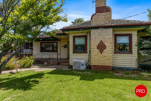 36 Carpenter Street, KANGAROO FLAT VIC 3555