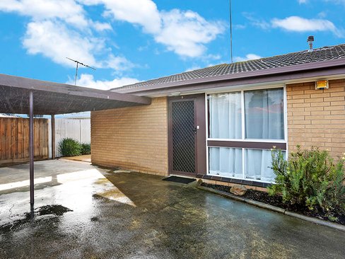 3 6 Casaceli Court Whittington 3219