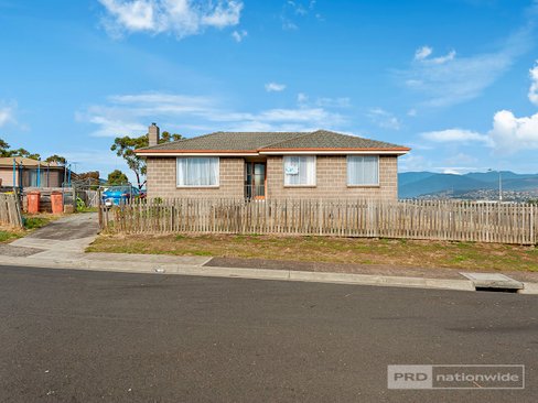 36 Fisher Drive, HERDSMANS COVE TAS 7030