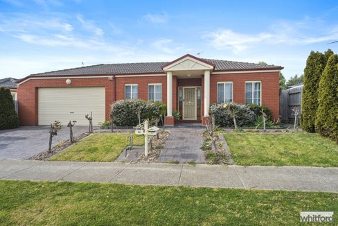 36 Hannan Crescent, Leopold