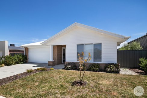 36 Mary Drive, ALFREDTON VIC 3350