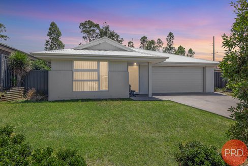 36 Morecambe Circuit, THORNTON NSW 2322