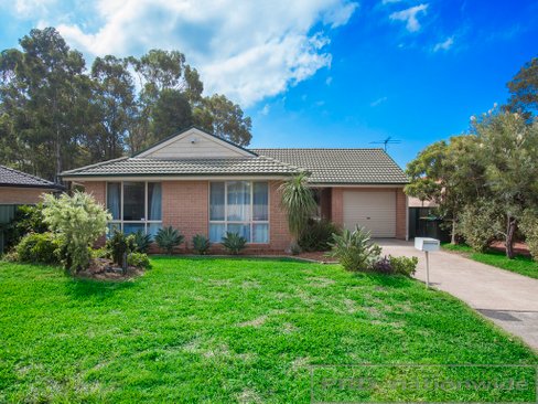 36 Nolan Crescent, METFORD NSW 2323
