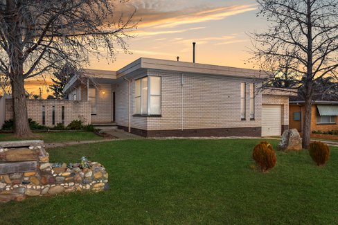 36 Walteela Avenue, MOUNT AUSTIN NSW 2650