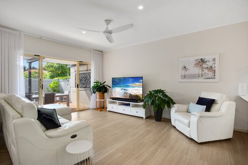 36/36-42 Beachcomber Court, Burleigh Waters QLD 4220