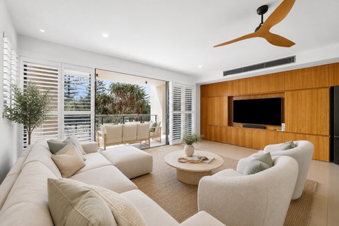 3/64 The Esplanade, Burleigh Heads QLD 4220