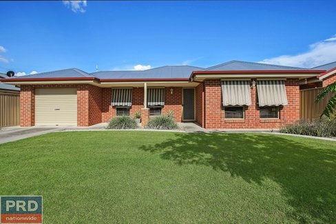 364 Wahroonga Road, LAVINGTON NSW 2641