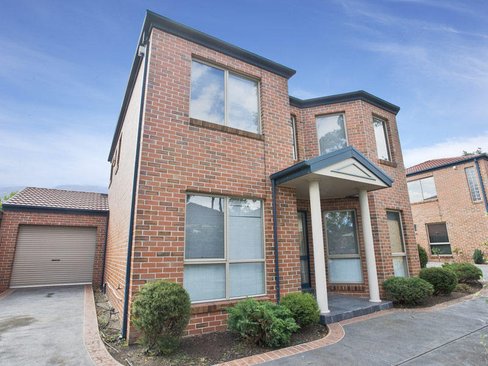 3 672 Pascoe Vale Road Oak Park 3046