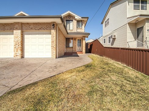 36A Thomas Street, PICNIC POINT NSW 2213