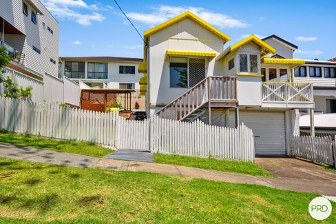 37 Dutton Street, COOLANGATTA QLD 4225