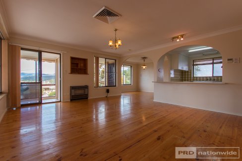 37 Howick Street, TUMUT NSW 2720