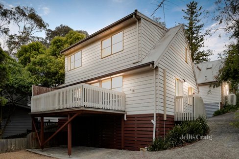 3 7 Louis Street Greensborough 3088