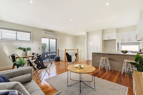 3/7 Luscombe Street Brunswick 3056