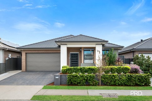 37 Marsh Road, SILVERDALE NSW 2752