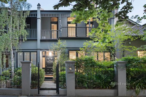 37 Mary Street St Kilda West 3182