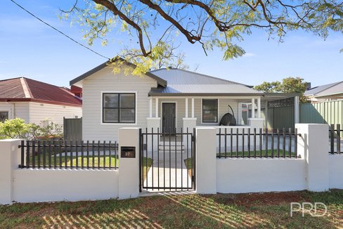 37 Mathews Street, TAMWORTH