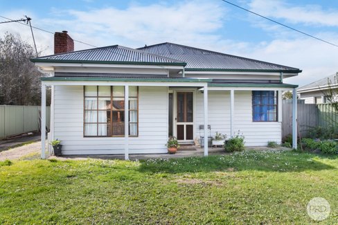 37 Morgan Street, SEBASTOPOL VIC 3356