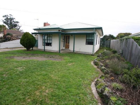 37 Morgan Street, SEBASTOPOL VIC 3356