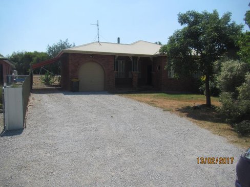37 Railway Avenue, TAMWORTH NSW 2340