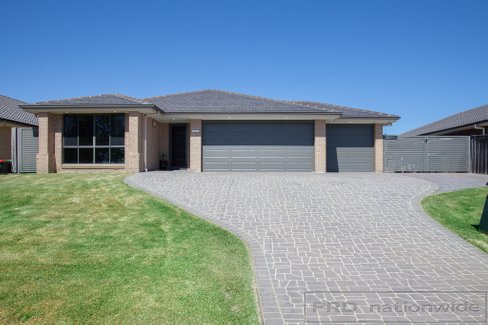 37 Saddlers Drive, GILLIESTON HEIGHTS NSW 2321