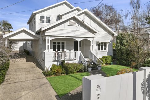 37 Upper Skene Street, Newtown