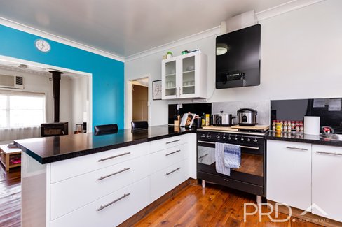 37 Vyner Street, TUMUT NSW 2720