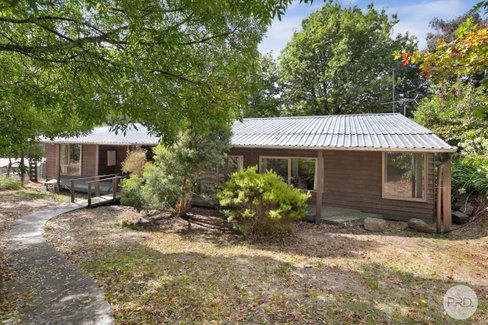 37 Webster Street, LINTON VIC 3360