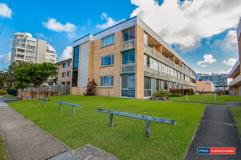 37/286 The Esplanade, MIAMI QLD 4220