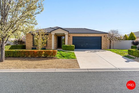38 Alexander Close, STRATHFIELDSAYE