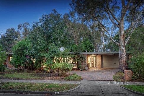 38 Barrow Drive Heathmont 3135