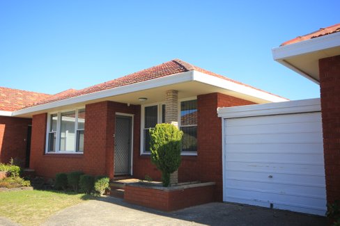 38 Bath Street, MONTEREY NSW 2217
