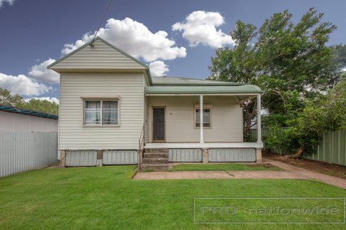 38 Capp St, TELARAH NSW 2320