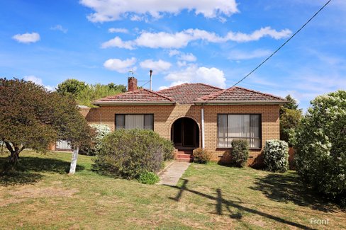 38 Clara Street, TUMBARUMBA NSW 2653