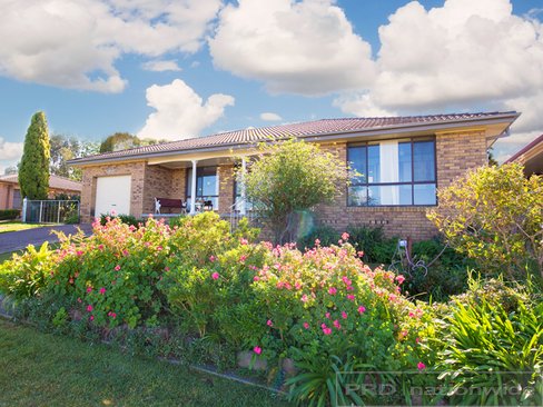 38 Dalveen Road, BOLWARRA HEIGHTS NSW 2320