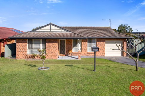 38 Denton Park Drive, RUTHERFORD NSW 2320