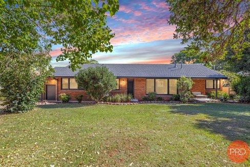 38 Edward Street, TENAMBIT NSW 2323