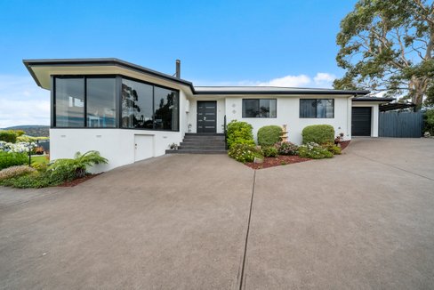3/8 Howell Drive, NEW NORFOLK TAS 7140