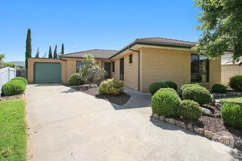 38 Julie Place, LAVINGTON NSW 2641