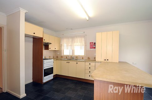 38 Kinnoull Grove Glen Waverley 3150