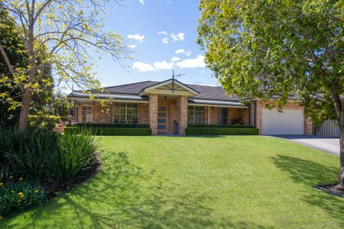 38 Leinster Circuit, ASHTONFIELD NSW 2323