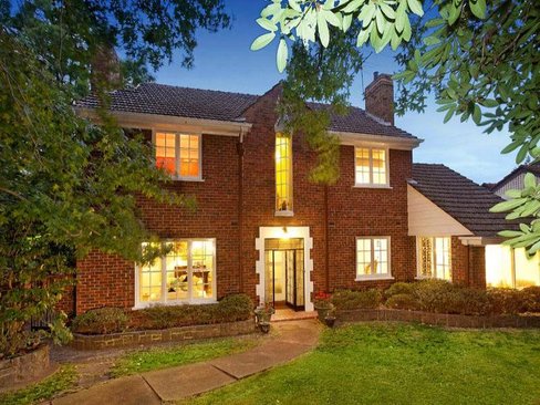 38 Rochester Road Canterbury 3126