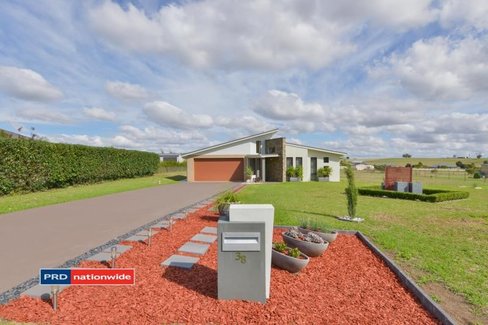 38 Sequoia Drive, TAMWORTH NSW 2340